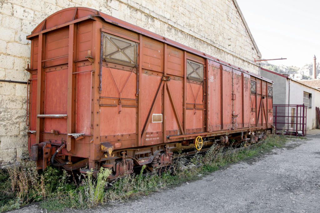 Museo del Ferroviario, ubicado en el antiguo economato del Ferrocarril de La Robla-Bilbao. Cistierna. León 2018