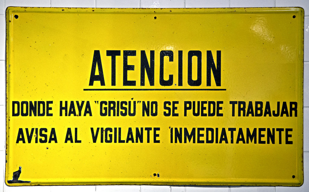 Carteles de Seguridad. Centro de Experiencias y Memoria de la Minería. Pozo Soton. San Martin del Rey Aurelio 2016