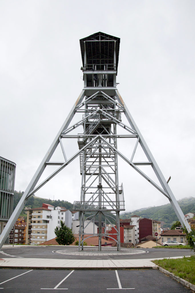 Centro de Empresas del Pozo Entrego. San Martín del Rey Aurelio. Asturias 2013