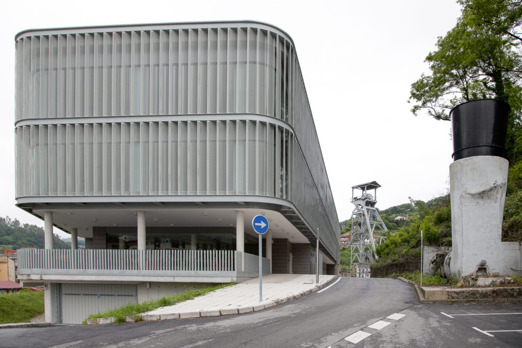 Centro de Empresas del Pozo Entrego. San Martín del Rey Aurelio. Asturias 2013