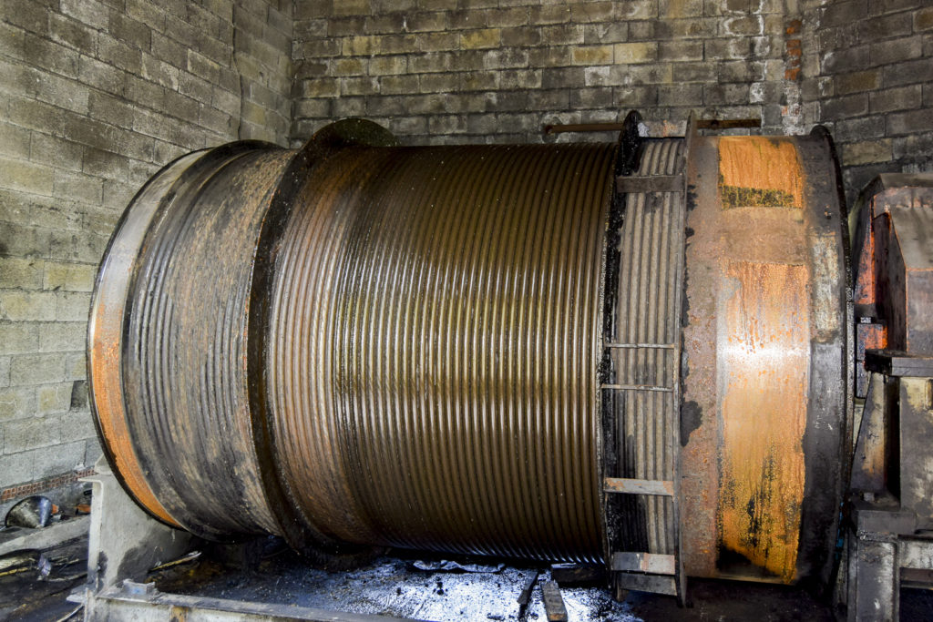 Sala de maquinas del Pozo Ladil nuevo. Tremor de Arriba. León 2018