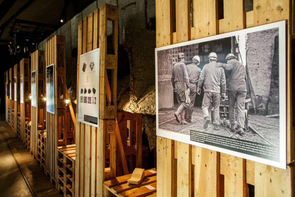 Exposición “Antracita” de Paula Pérez, en La Fabrica de Luz. Museo de la Energía. Ponferrada. León 2018