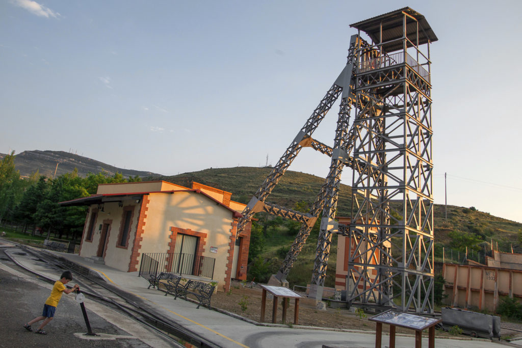 Pozo Santa Barbara. Parque Temático de la Minería y el Ferrocarril. Utrillas. Teruel 2018