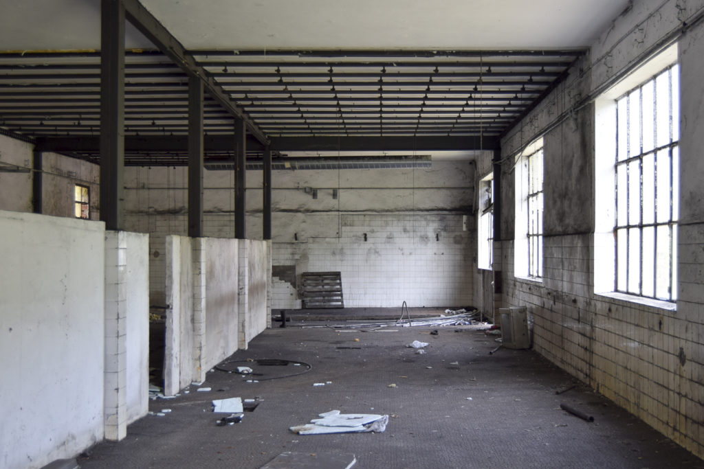 Antiguas instalaciones del Pozo Casares. Tremor de Arriba. León. 2017