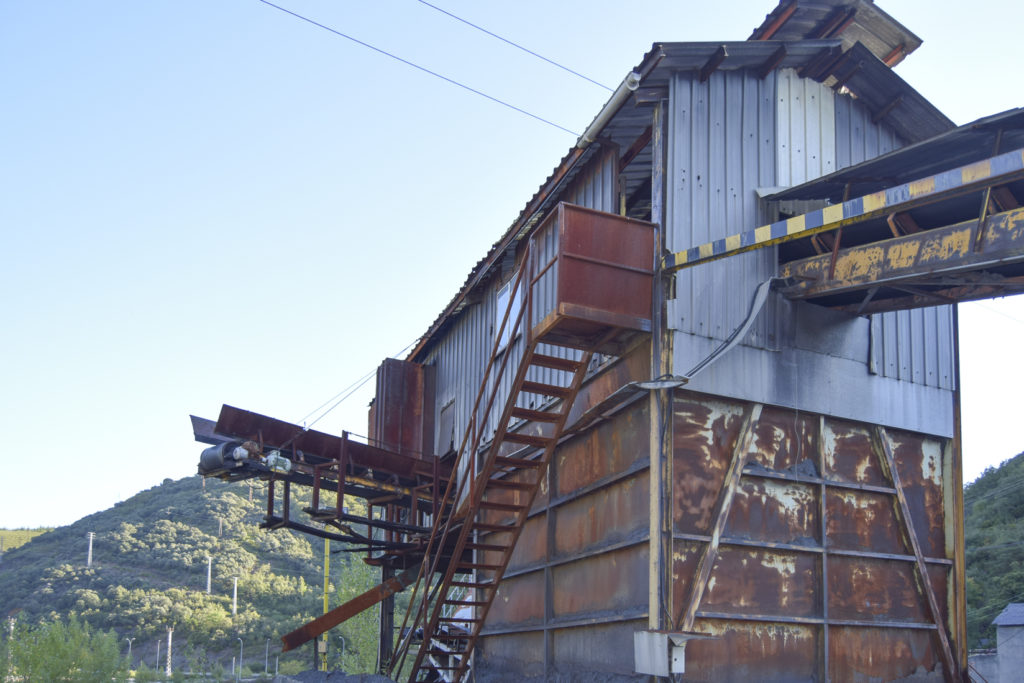 Instalaciones abandonadas del lavadero de La Recuelga, de Antracitas de Fabero. Santa Cruz del Sil. Páramo del Sil. León 2016