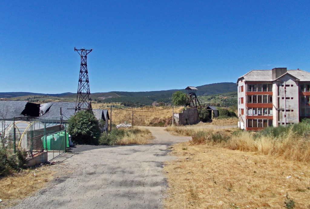 Instalaciones abandonadas de el Pozo Viejo, de Antracitas de Fabero. Lillo del Bierzo. Fabero. León 2016