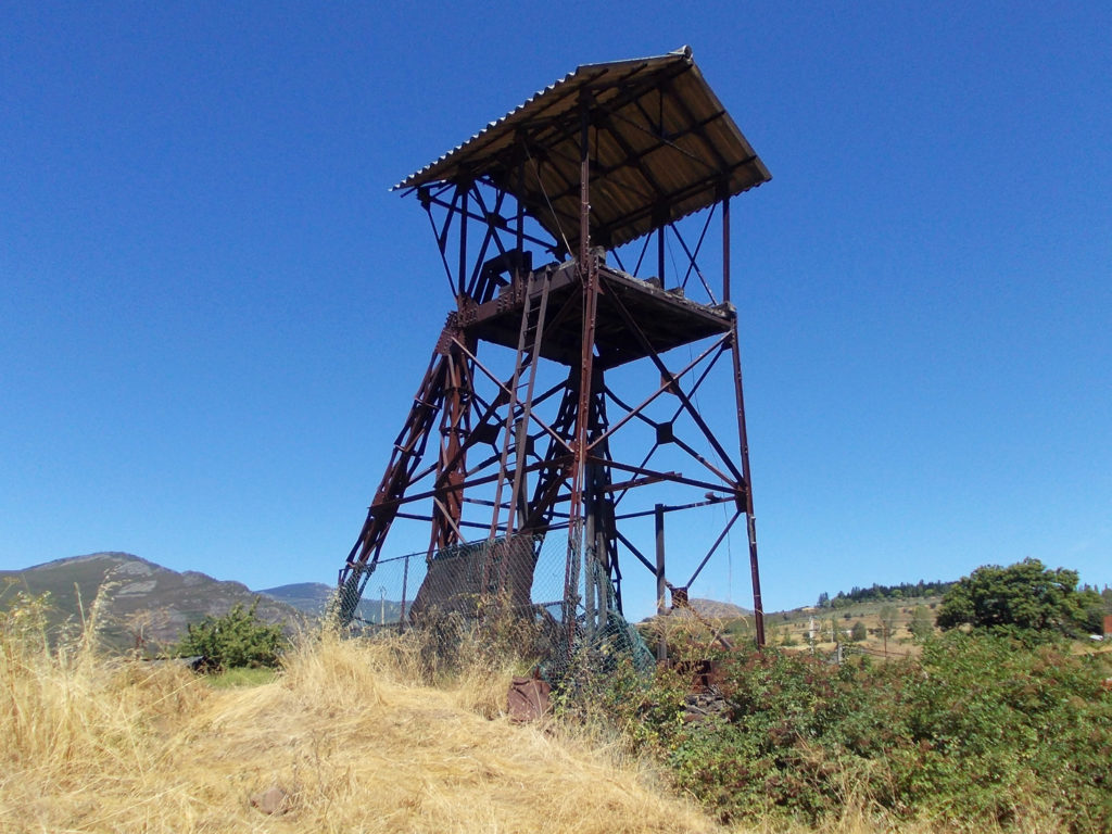 Instalaciones abandonadas de el Pozo Viejo, de Antracitas de Fabero. Lillo del Bierzo. Fabero. León 2016