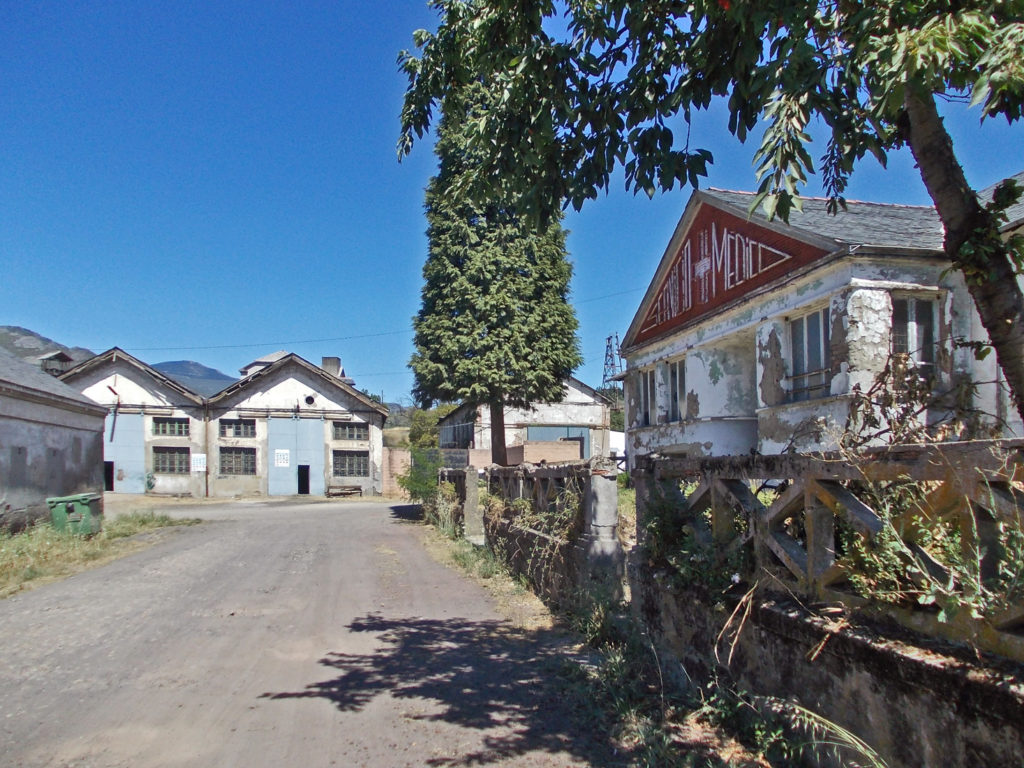 Instalaciones abandonadas de el Pozo Viejo, de Antracitas de Fabero. Lillo del Bierzo. Fabero. León 2016