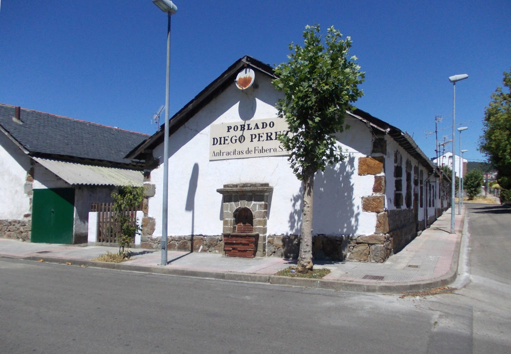 Poblado minero, Diego Pérez, de Antracitas de Fabero. León. 2016