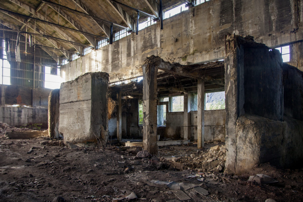 Instalaciones abandonadas de la Factoría de Nitrastur. Langreo. Asturias 2016