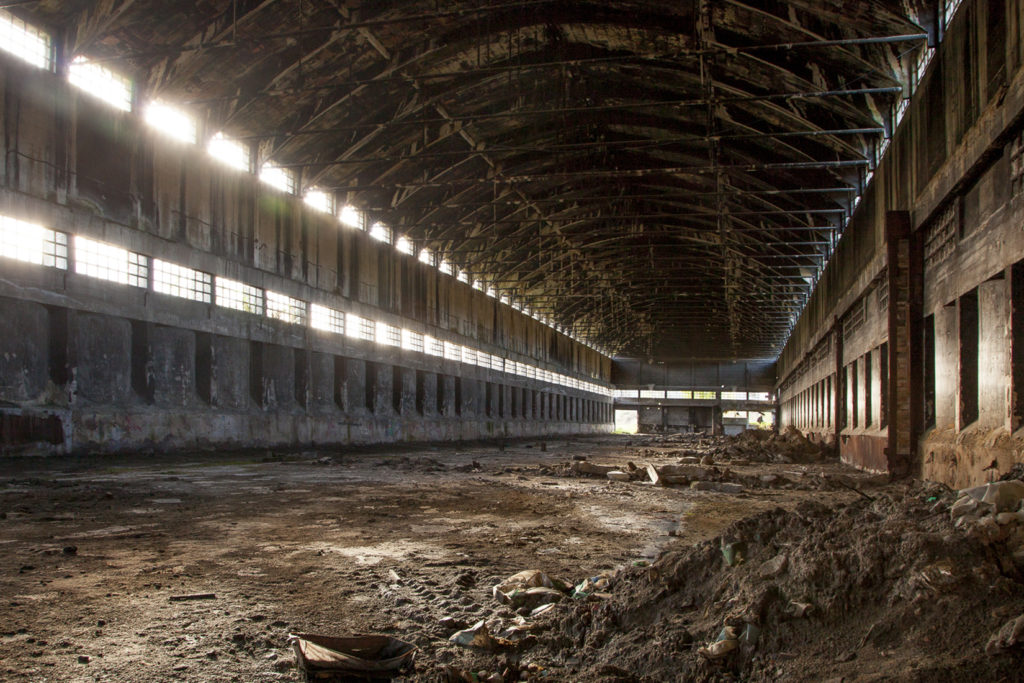 Instalaciones abandonadas de la Factoría de Nitrastur. Langreo. Asturias 2016