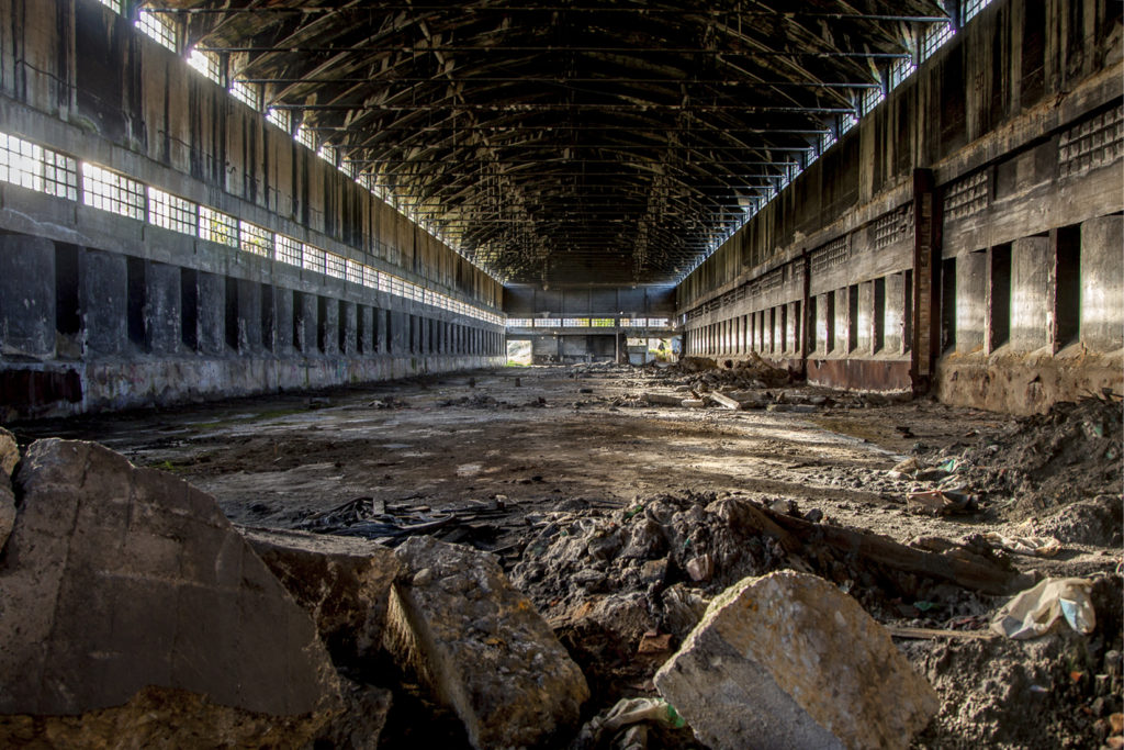 Instalaciones abandonadas de la Factoría de Nitrastur. Langreo. Asturias 2016