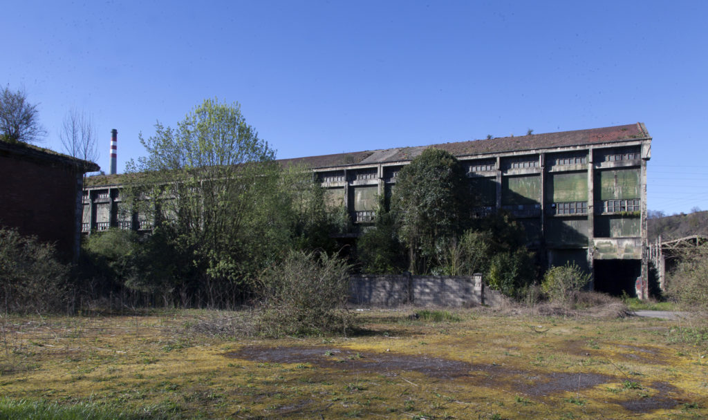 Instalaciones abandonadas de la Factoría de Nitrastur. Langreo. Asturias 2016