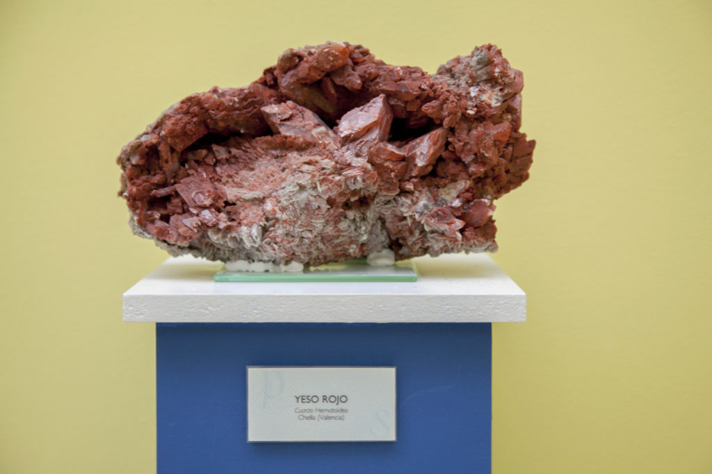 Exposición permanente de Mineralogía, compuesta por 600 piezas. Casa de las Culturas. Bembibre. León 2018