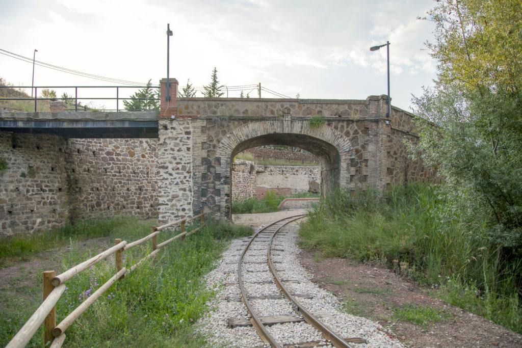 Antiguo trazado del Ferrocarril minero. Parque Temático de la Minería y el Ferrocarril. Utrillas. Teruel 2018