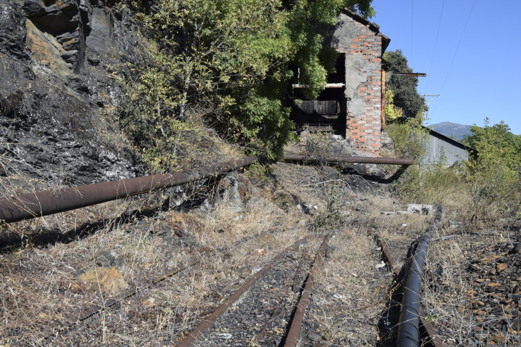 Instalaciones abandonadas de la Mina Santa Cruz. Santa Cruz del Sil. León 2018