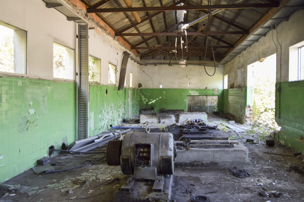 Instalaciones abandonadas de la Mina Santa Cruz. Santa Cruz del Sil. León 2018