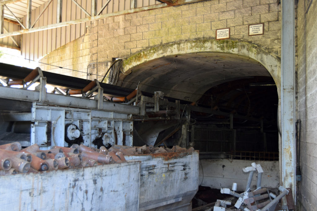 Instalaciones abandonadas de la Mina Santa Cruz. Santa Cruz del Sil. León 2018