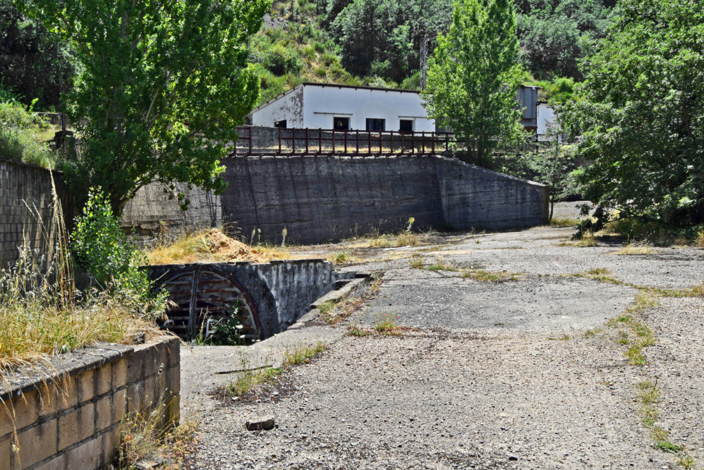 Instalaciones abandonadas de la Mina Grupo Picalín. Matallana de Torio. León 2018