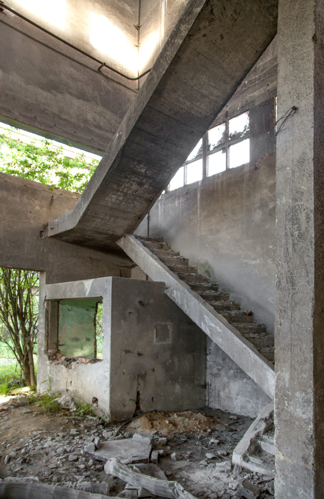 Instalaciones abandonadas de la Factoría de Nitrastur. Langreo. Asturias 2016