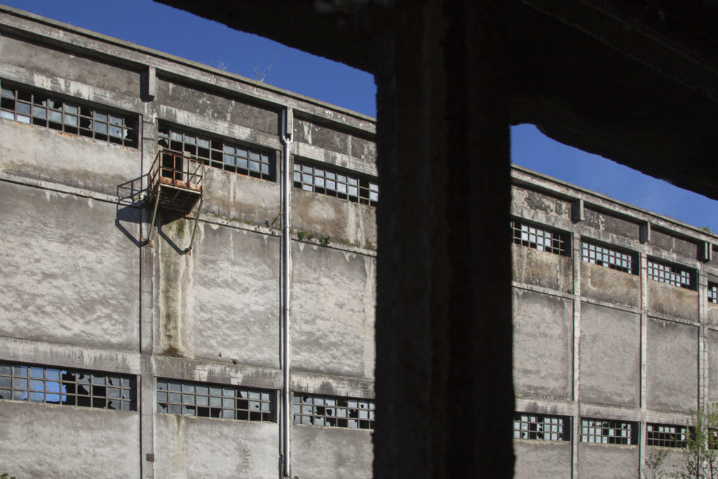 Instalaciones abandonadas de la Factoría de Nitrastur. Langreo. Asturias 2016