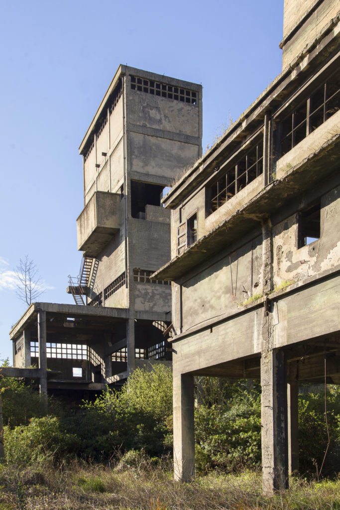 Instalaciones abandonadas de la Factoría de Nitrastur. Langreo. Asturias 2016