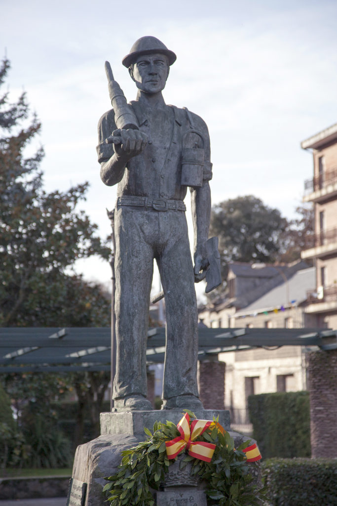 Monumento minero. Torre del Bierzo. León 2018