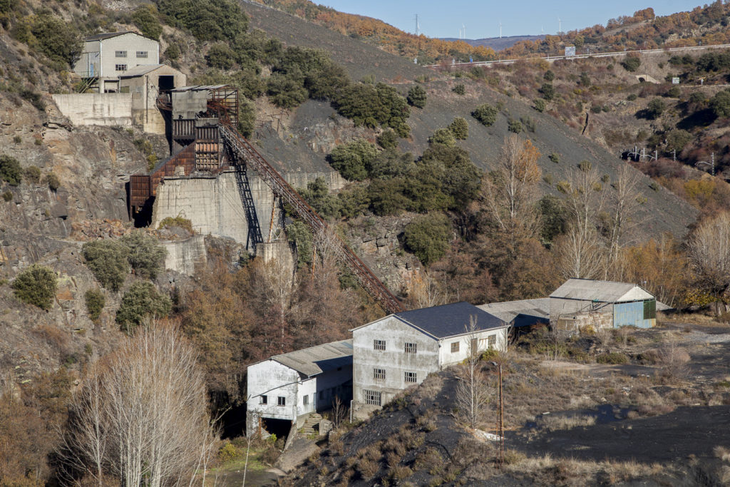 Instalaciones abandonadas de la Mina de Viloria Hermanos. Torre del Bierzo. León. 2017