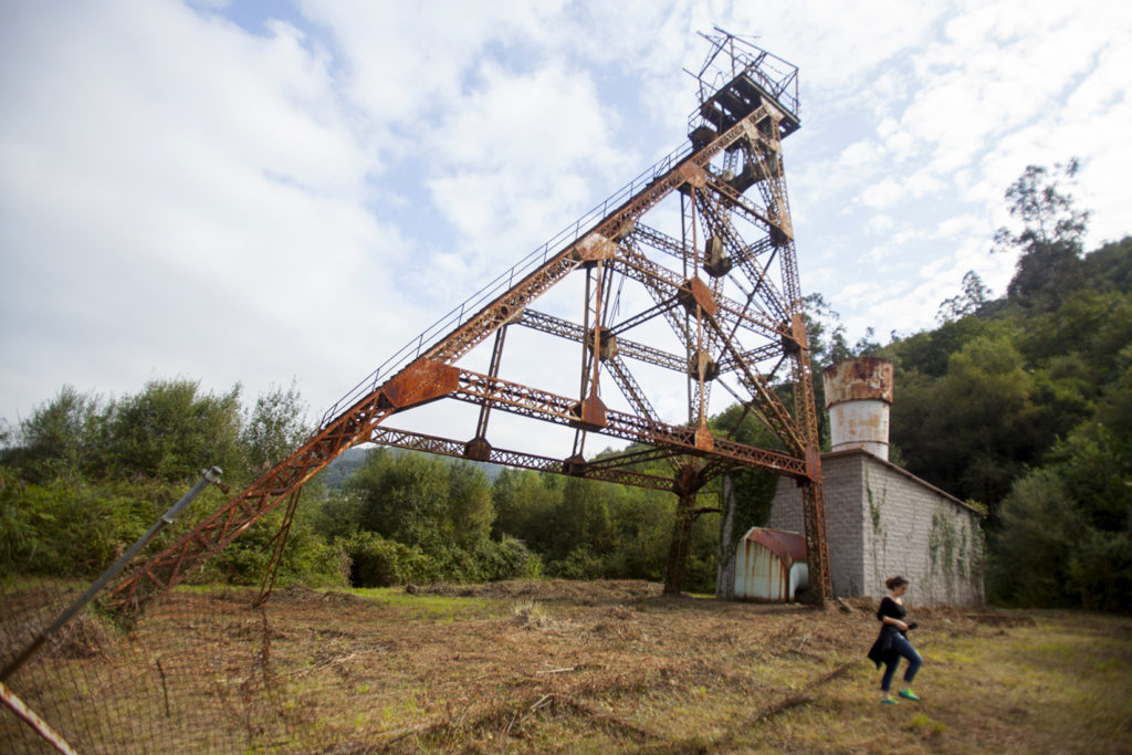 Instalaciones abandonadas de el  Pozo Llamas. Ablaña. Mieres. Asturias 2017