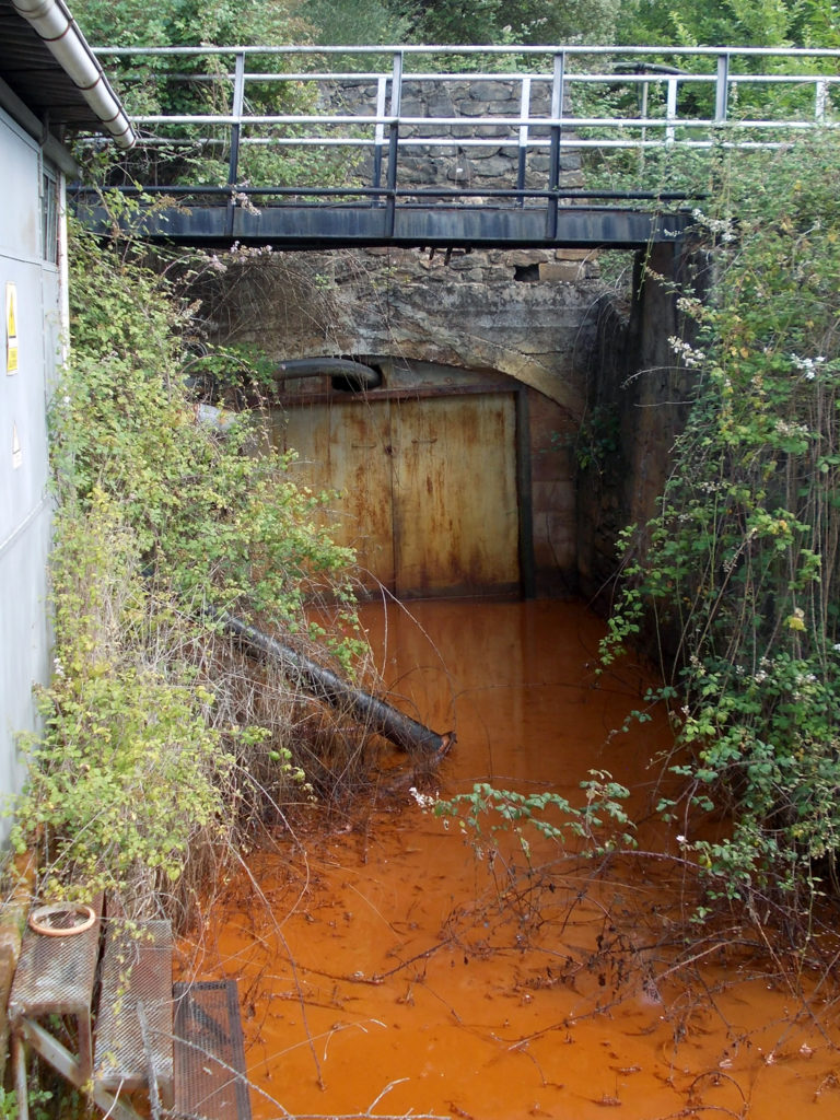 Instalaciones abandonadas de la Mina MINEX, de UMINSA. San Andrés de las Puentes. Torre del Bierzo. León 2018