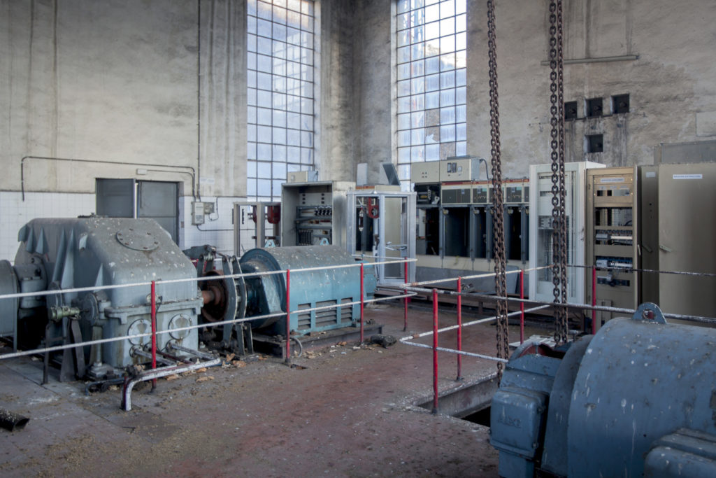 Sala de maquinas del Pozo Calderón de la MSP, Villager de Laciana, Villablino, León 2017