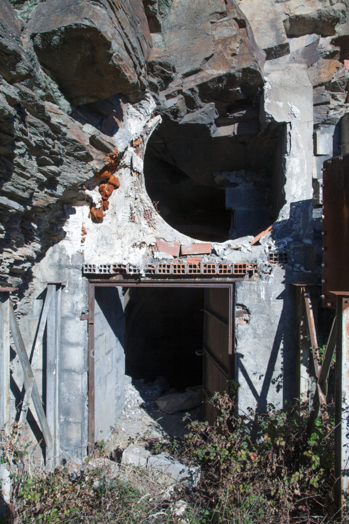 Instalaciones abandonadas del Pozo Malabá. Torre del Bierzo. León. 2017