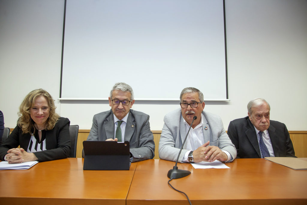 Homenaje al Profesor de la Escuela Politécnica de Mieres, y escritor, Luis Jesús Llaneza. Mieres. Asturias 2019