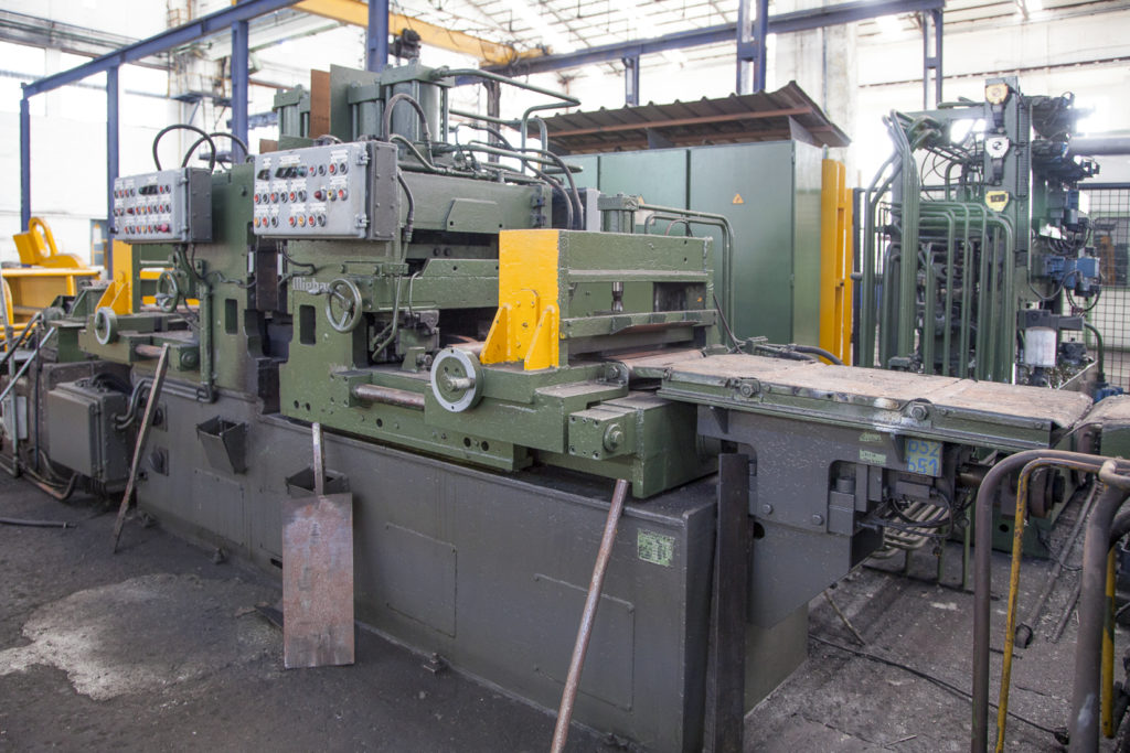 Instalaciones cerradas de Fabrica de Mieres Tubos. Grupo Condesa. Mieres. Asturias 2018