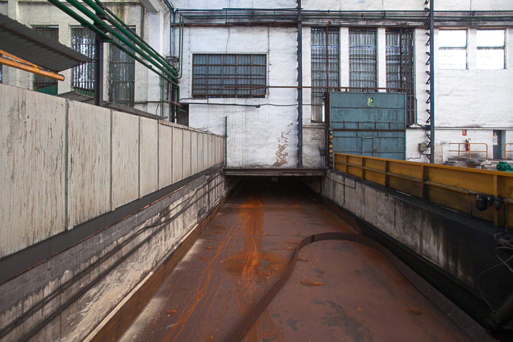 Instalaciones cerradas de Fabrica de Mieres Tubos. Grupo Condesa. Mieres. Asturias 2018
