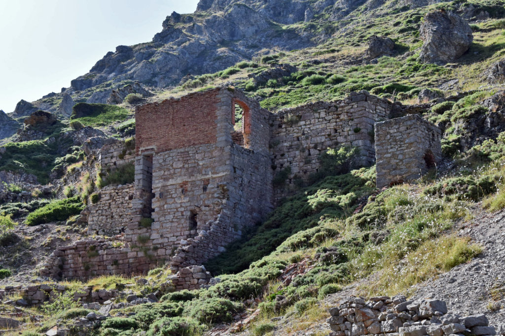 Instalaciones abandonadas de la Mina Divina Providencia. Villanueva de Pontedo. Carmenes. Leon 2018
