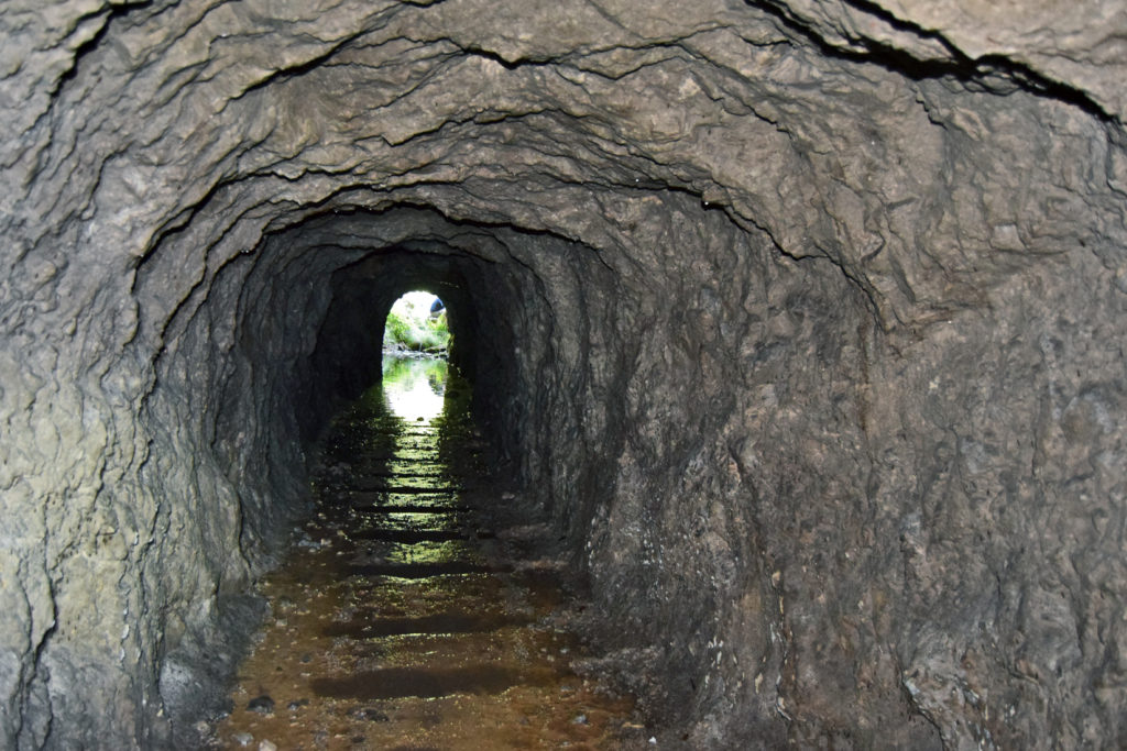 Galería secundaria en las instalaciones abandonadas de la Mina Divina Providencia. Villanueva de Pontedo. Carmenes. Leon 2018