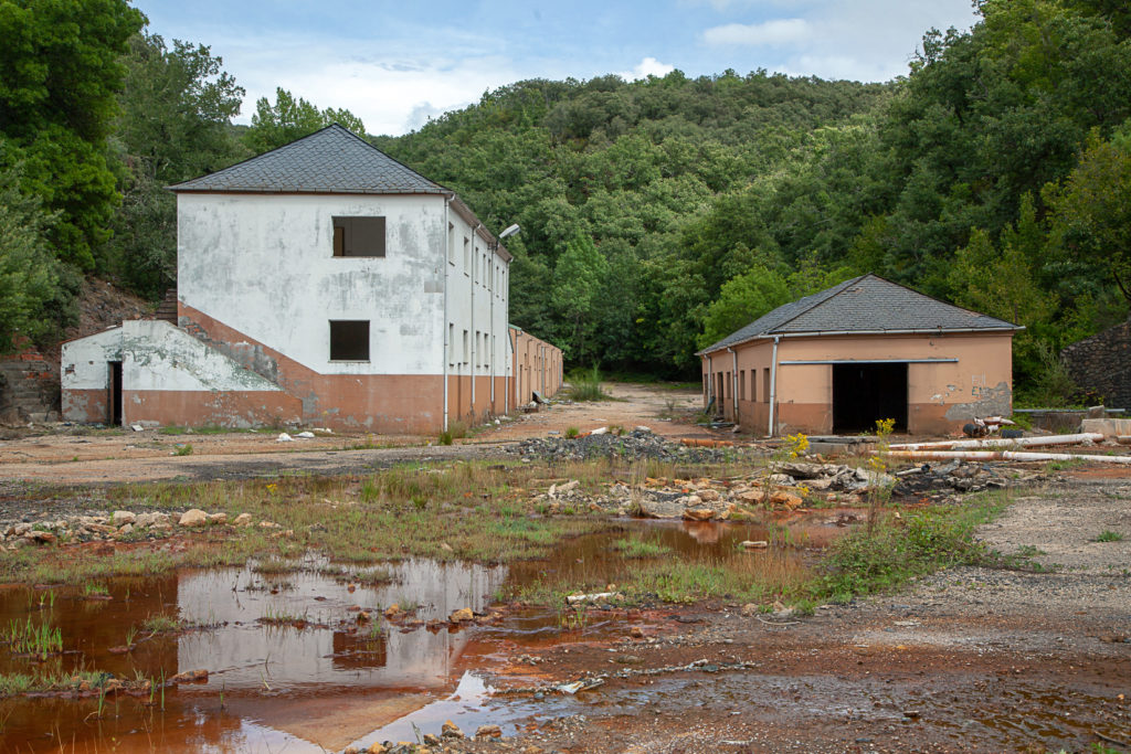 Instalaciones abandonadas de la mina de Antracitas de Brañuelas. Torre del Bierzo. Leon 2019
