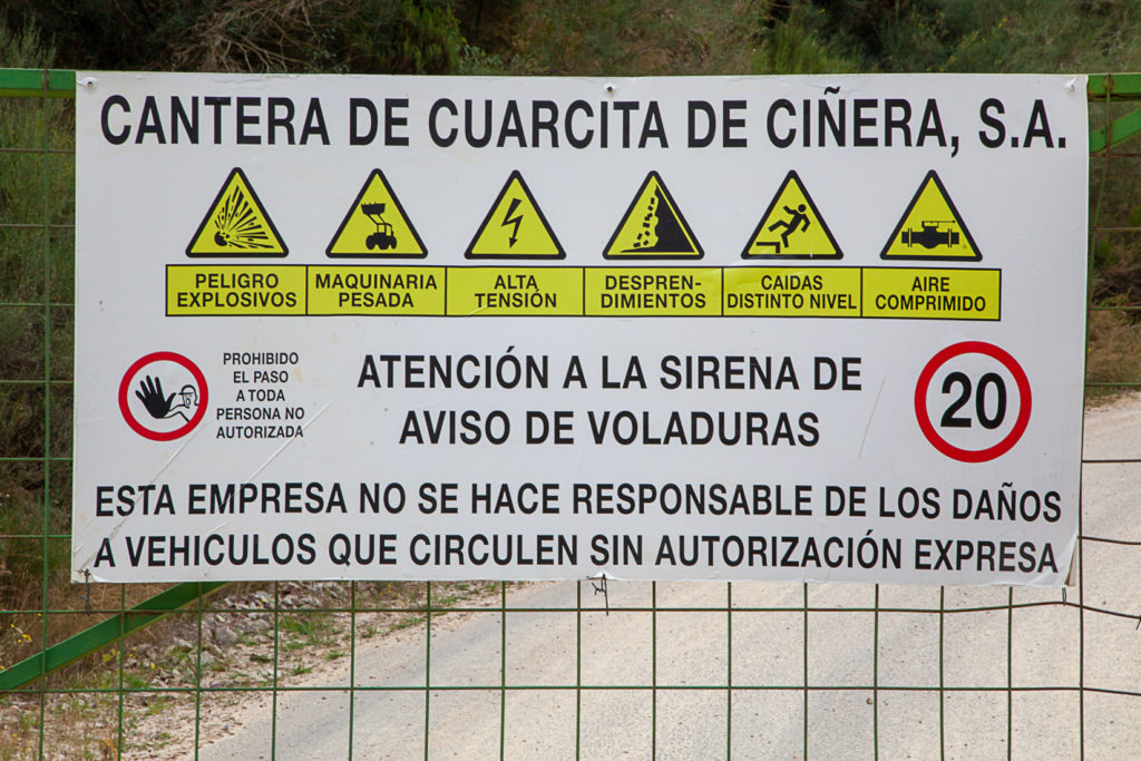 Cargaderos y Cantera de Cuarzita de Ciñera S.L. La Vid. Leon 2019