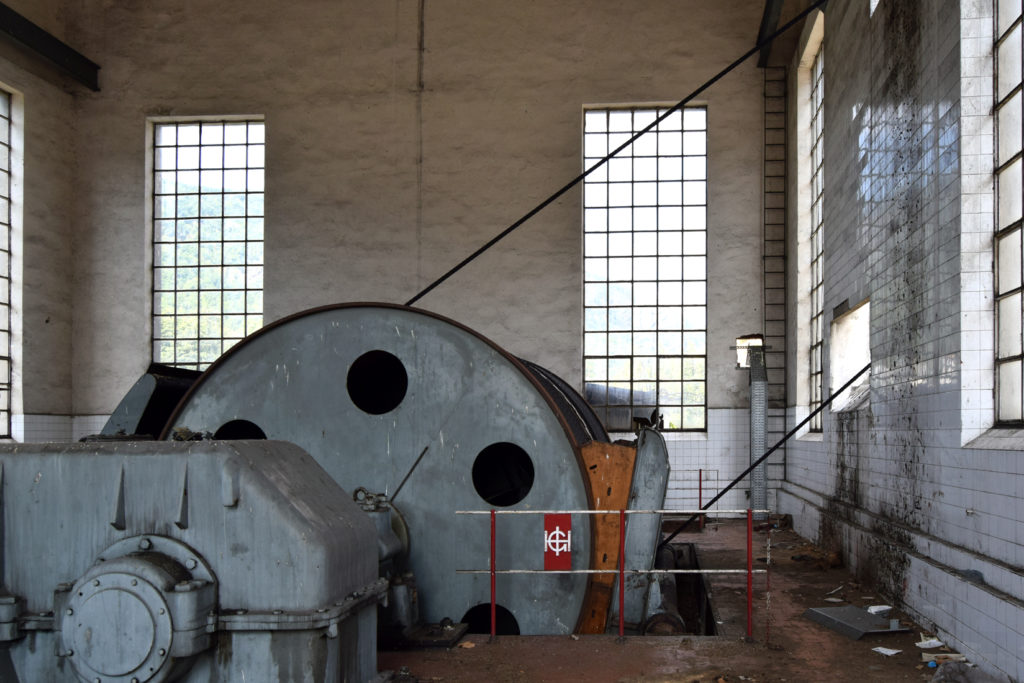 Casa de máquinas del Pozo Calderón. Villager de Laciana. Villablino. León 2018