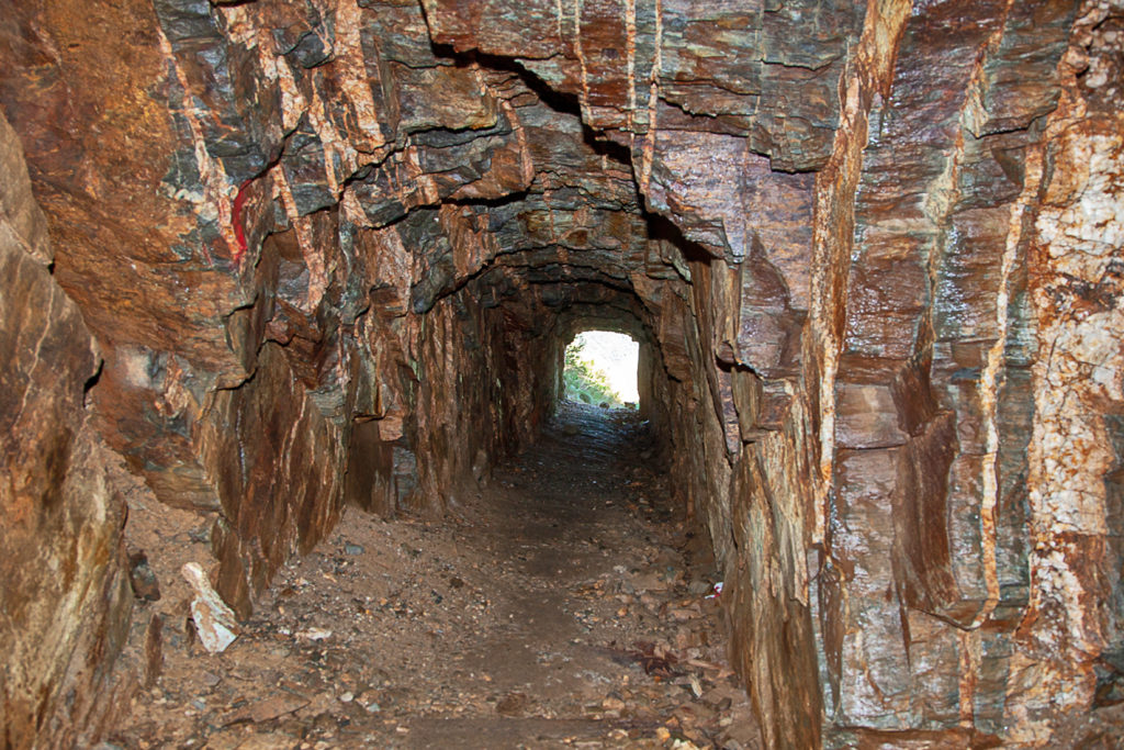 Galería interior de la Mina de Wolframio de la Peña del Seo. León. Cadafresnas 2019
