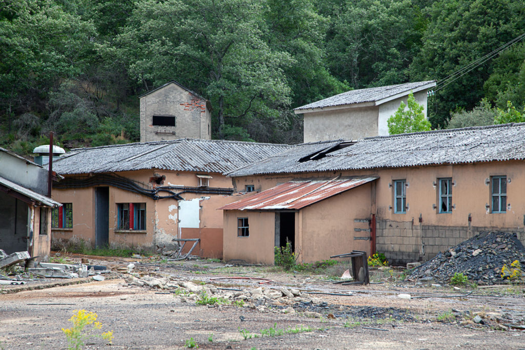 Instalaciones abandonadas de la mina de Antracitas de Brañuelas. Torre del Bierzo. Leon 2019