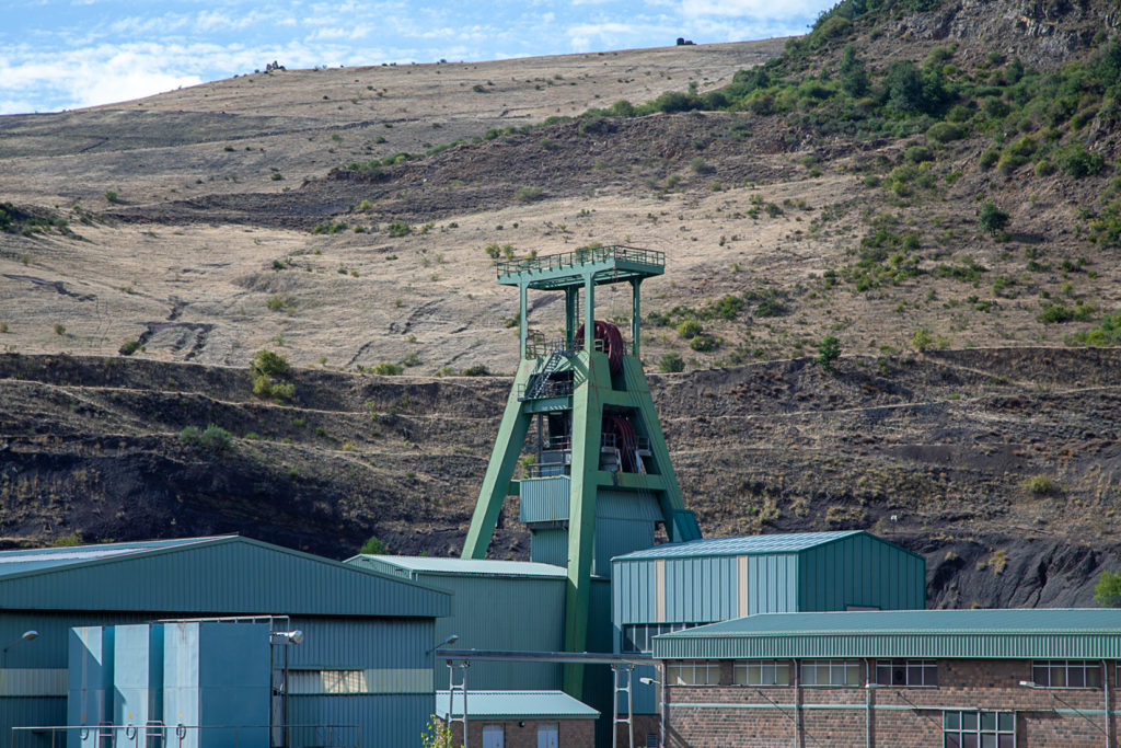 Instalaciones cerradas del Pozo Emilio del Valle, de la HVL. Pola de Gordón. León 2019