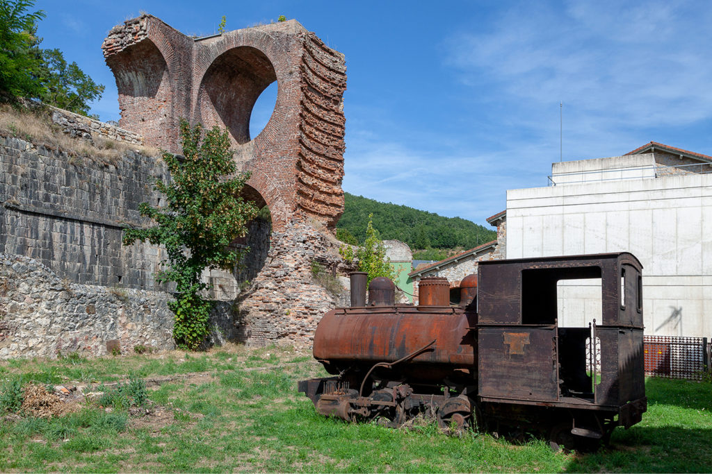 Restos de los altos hornos de La Ferrería de San Blas. Sabero. León 2019