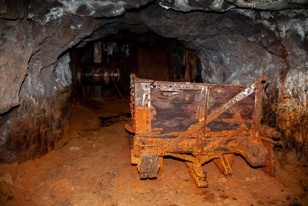 Interior de la mina de Hierro Orconera III, de Ybarra Hermanos. La Arboleda, Valle de Trápaga. Vizcaya 2019
