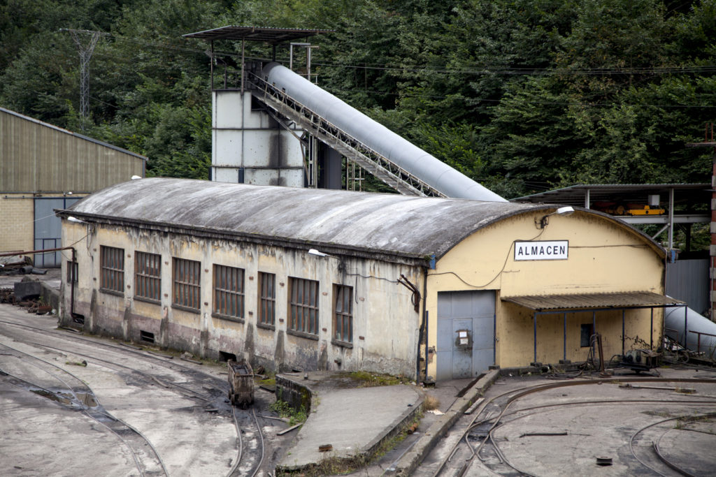 Vista exterior del Pozo Nicolasa. Ablaña. Mieres. Asturias 2018