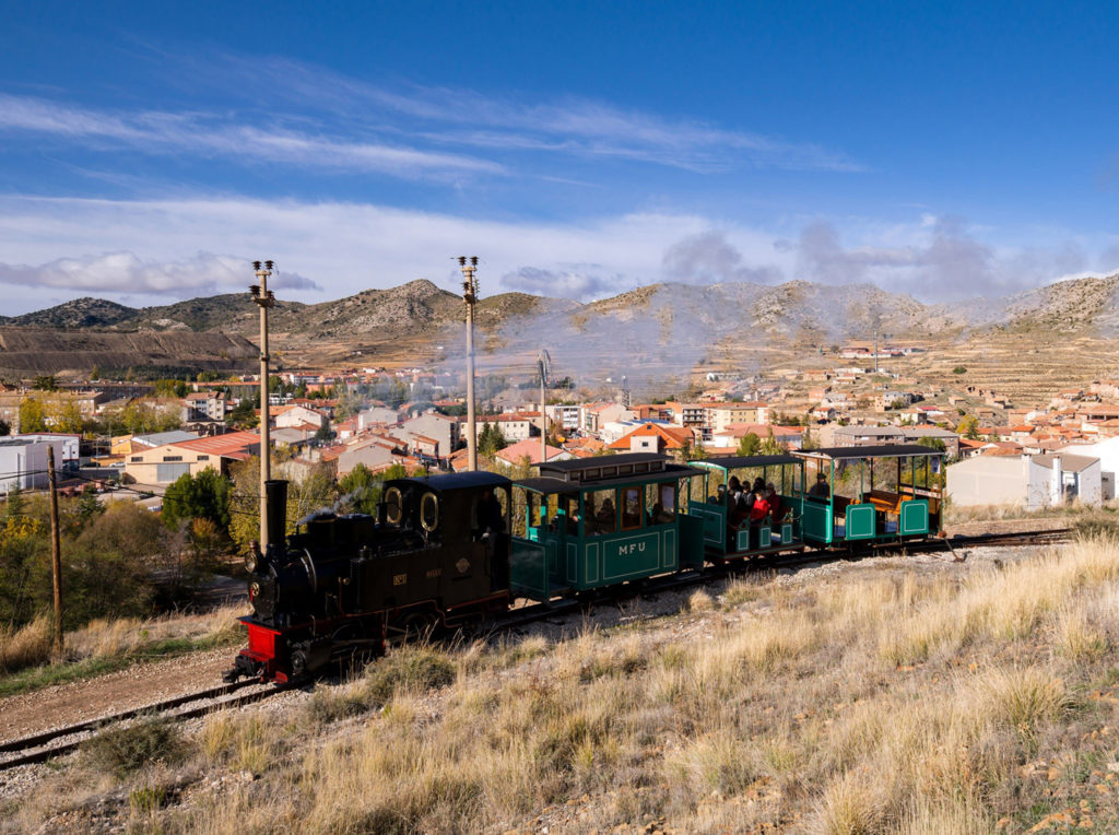 Tren minero del Parque Temático de la Minería y el Ferrocarril de Utrillas. Teruel 2019