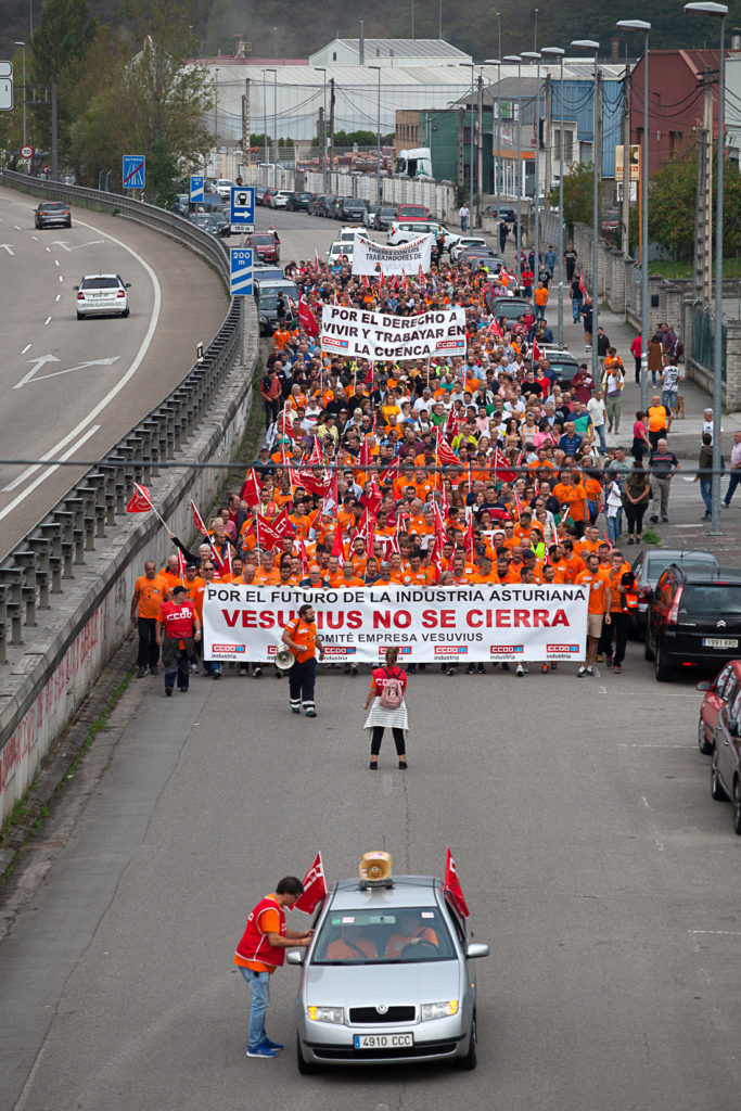 Marcha a pie desde la Factoria de Vesuvius al ayto de Langreo. Asturias 2019
