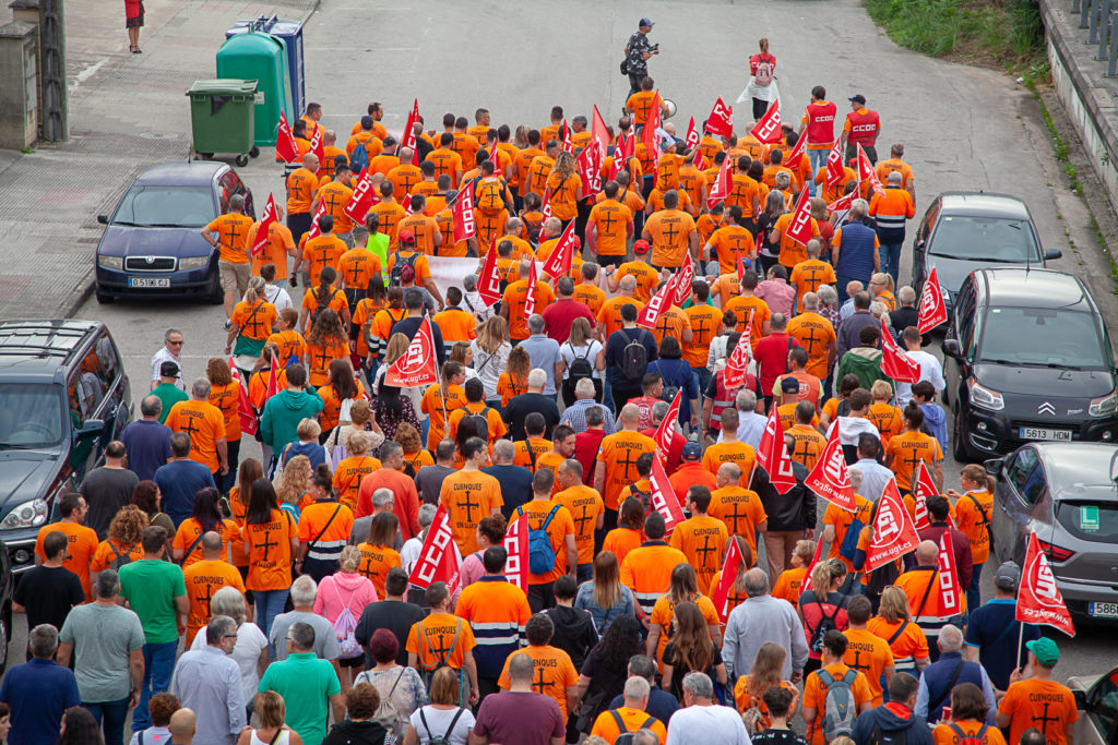 Marcha a pie desde la Factoria de Vesuvius al ayto de Langreo. Asturias 2019