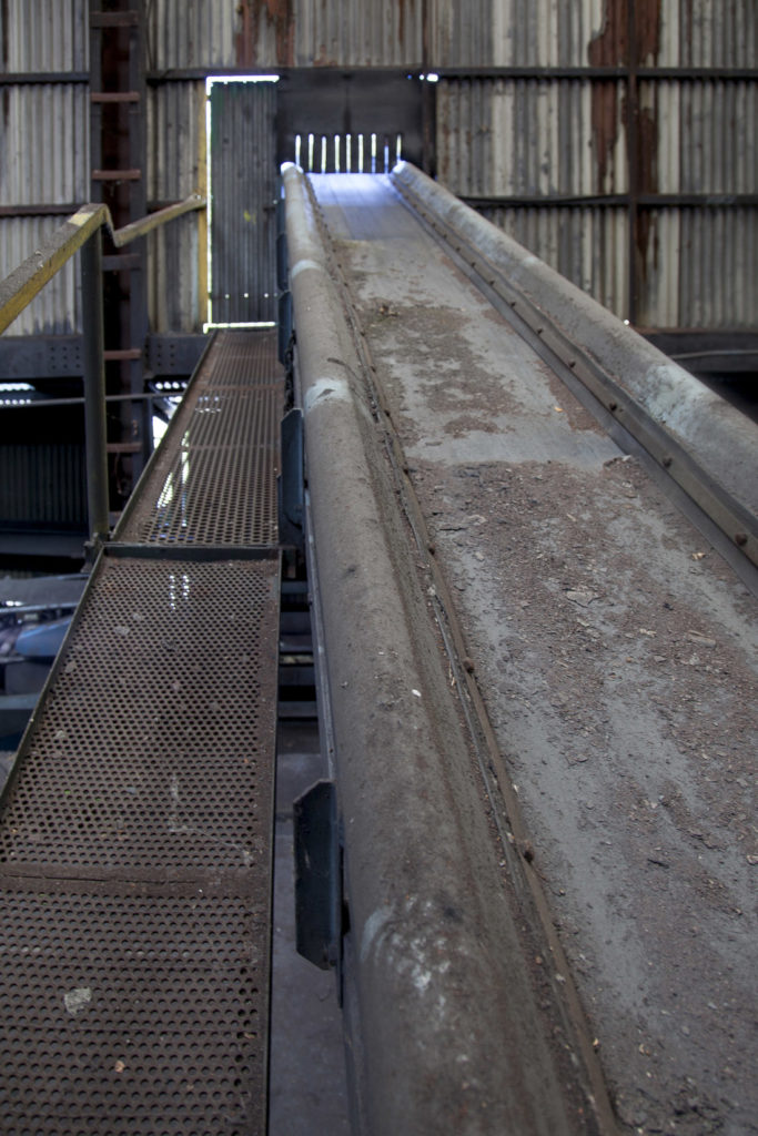 Instalaciones cerradas del Lavadero Salgueiro. Grupo Salgeiro, de UMINSA. Torre del Bierzo. León 2019